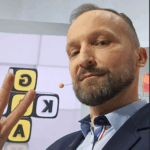 Oliver, 51