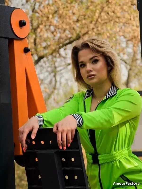 Lyubov Profile image 3