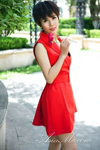 Oralie Profile image 1