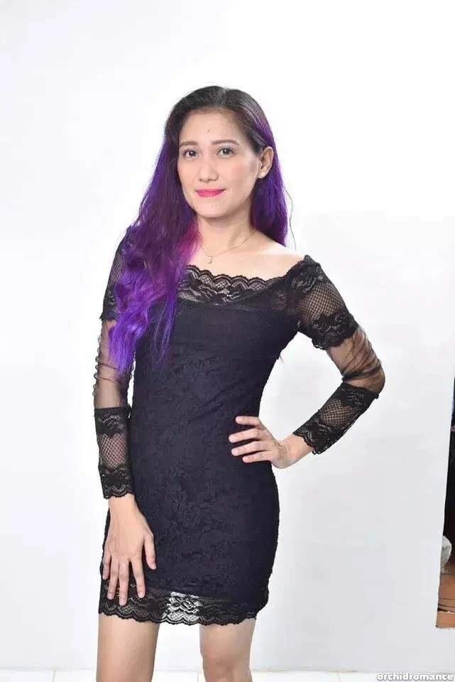 Hera Profile image 6