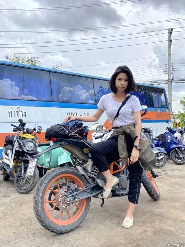 Aubolwan Profile image 2