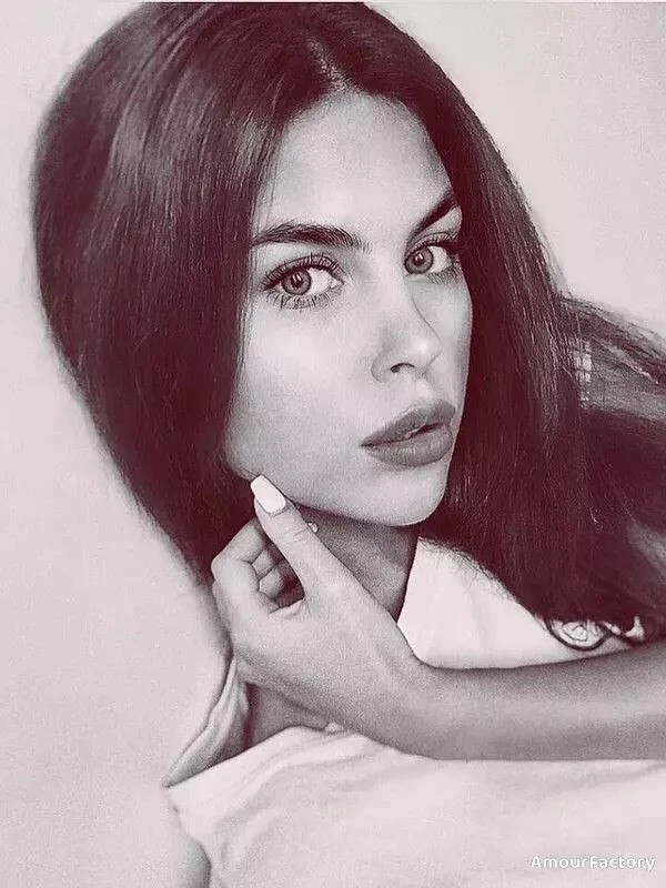 Elena Profile image 1