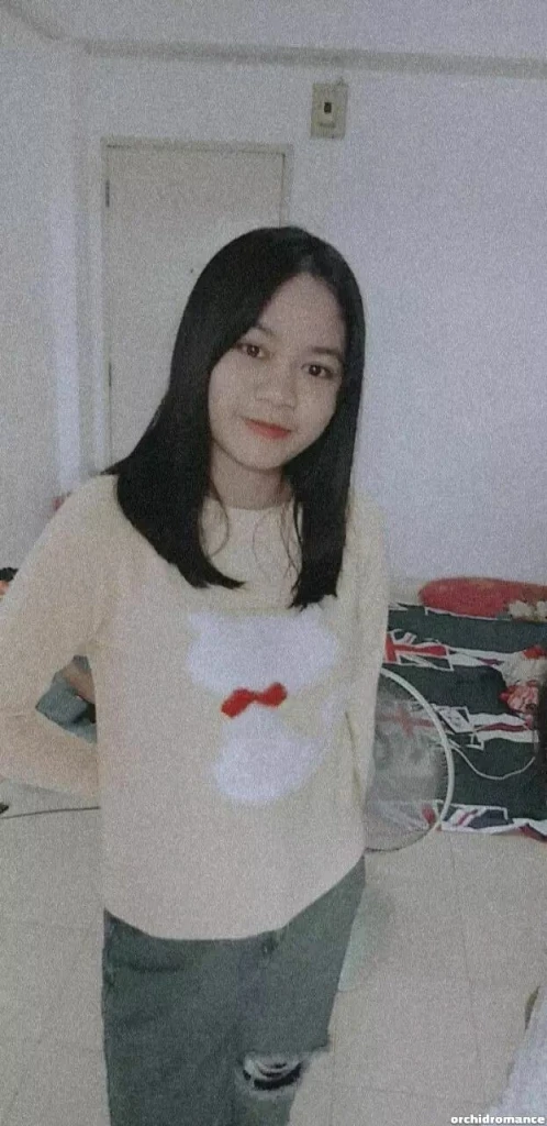 Kanokwan Profile image 3