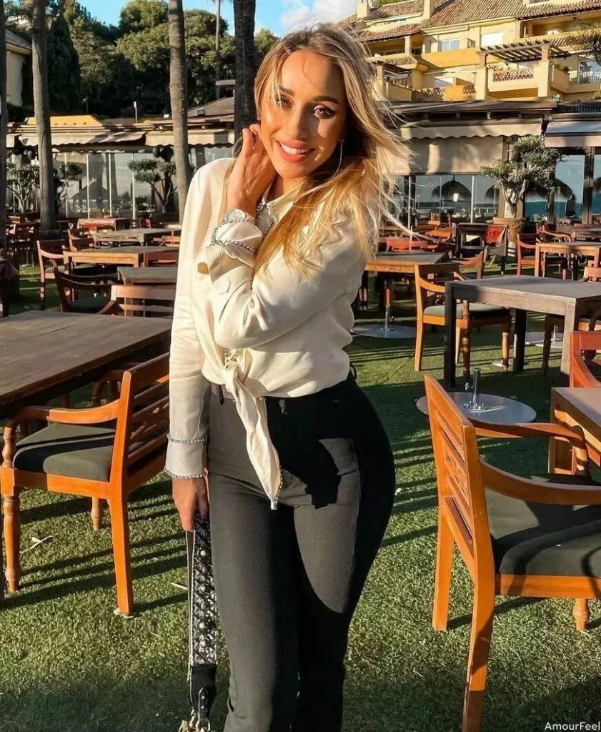 Alexandra Profile image 6