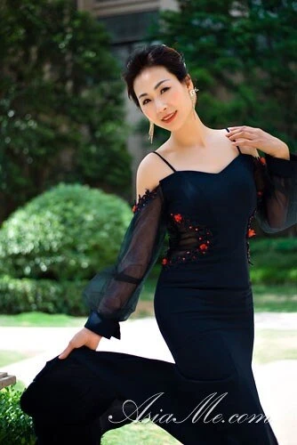 Li Mei Profile image 3