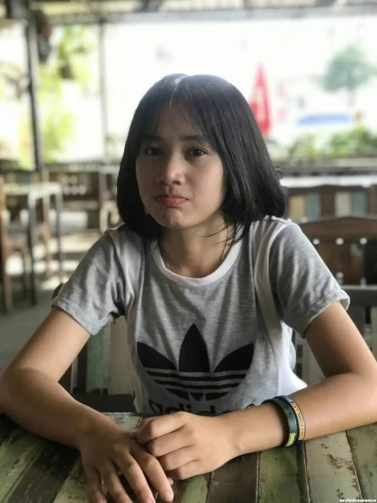 Thantip Profile image 4