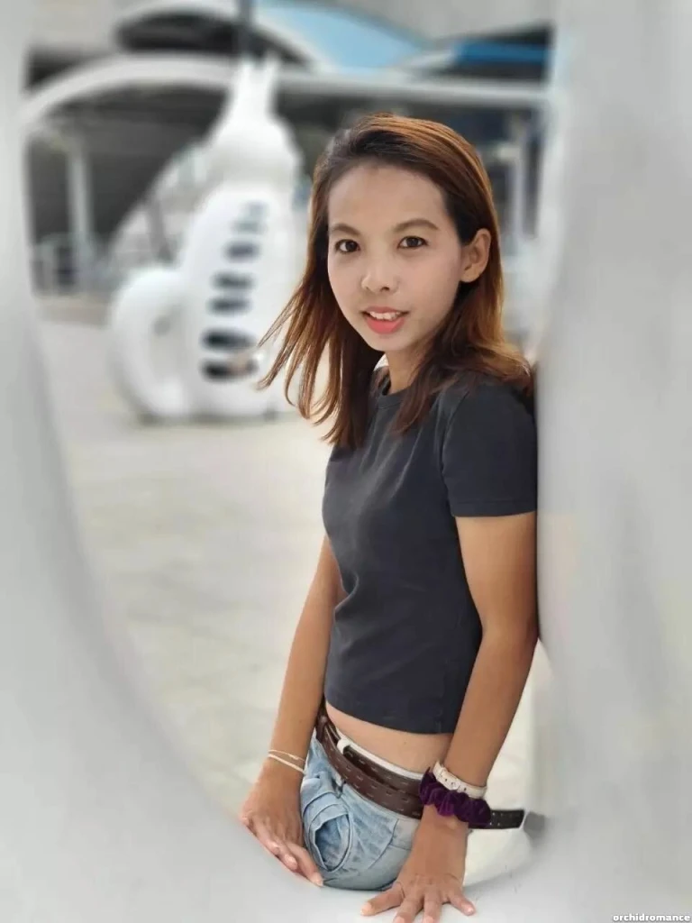 Jutarat Profile image 6