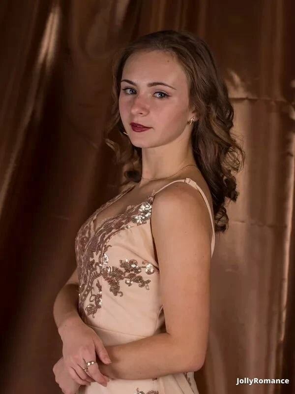 Inna Profile image 5