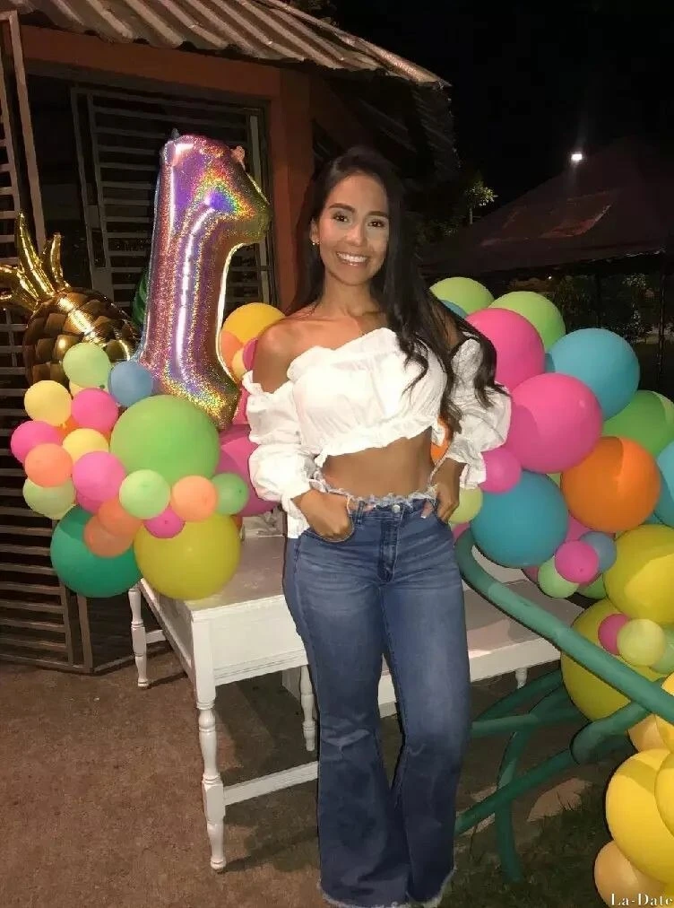 Sonia Profile image 1