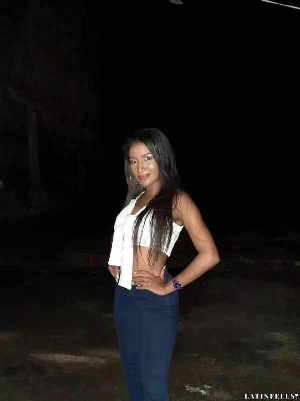 Fernanda Profile image 3