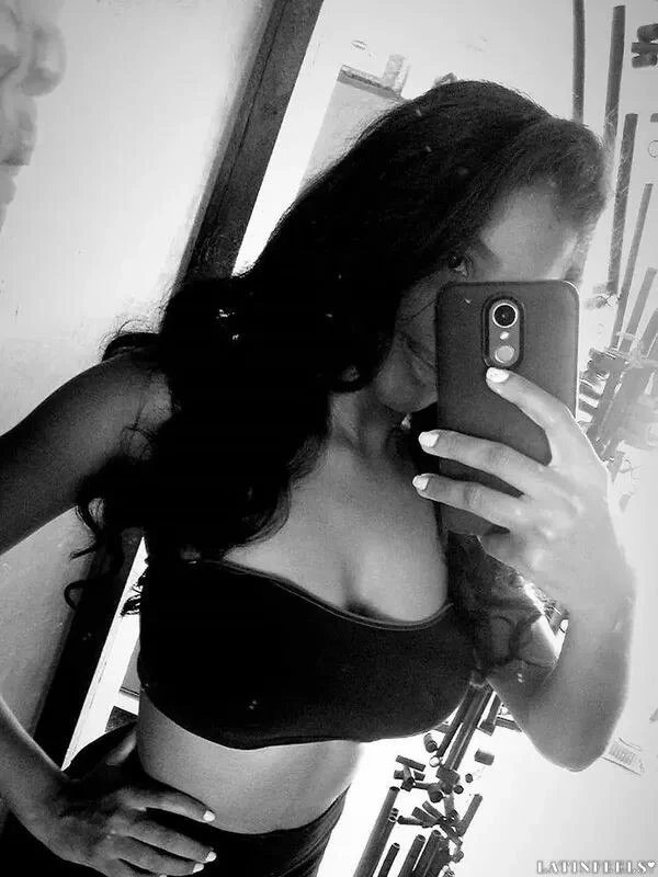 Fernanda Profile image 2