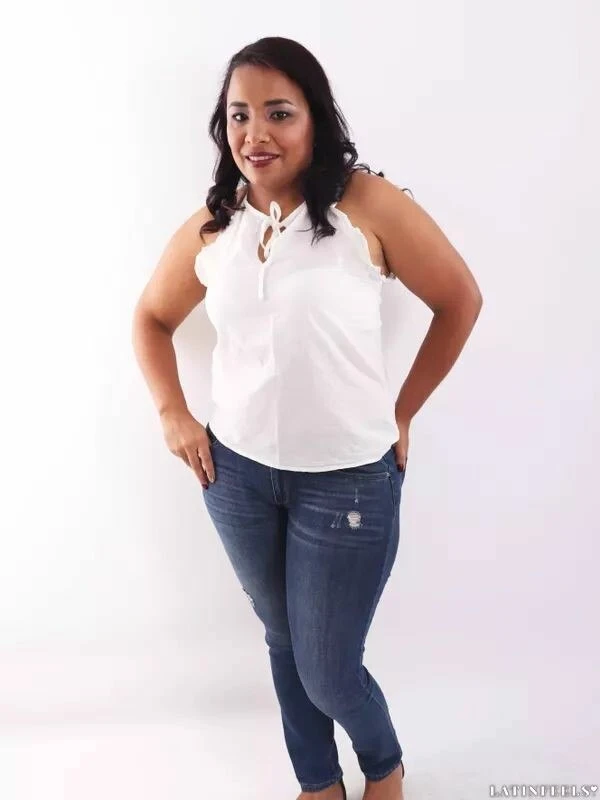 Yiovanna Profile image 1