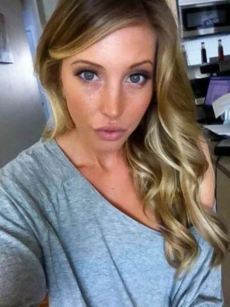 Women1566 Profile image 1