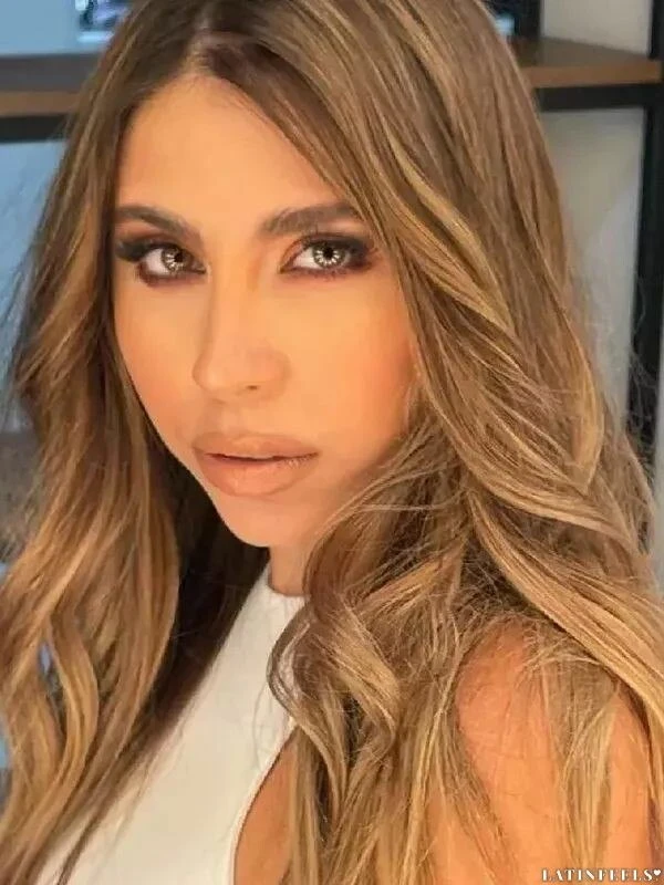 Linda Profile image 3