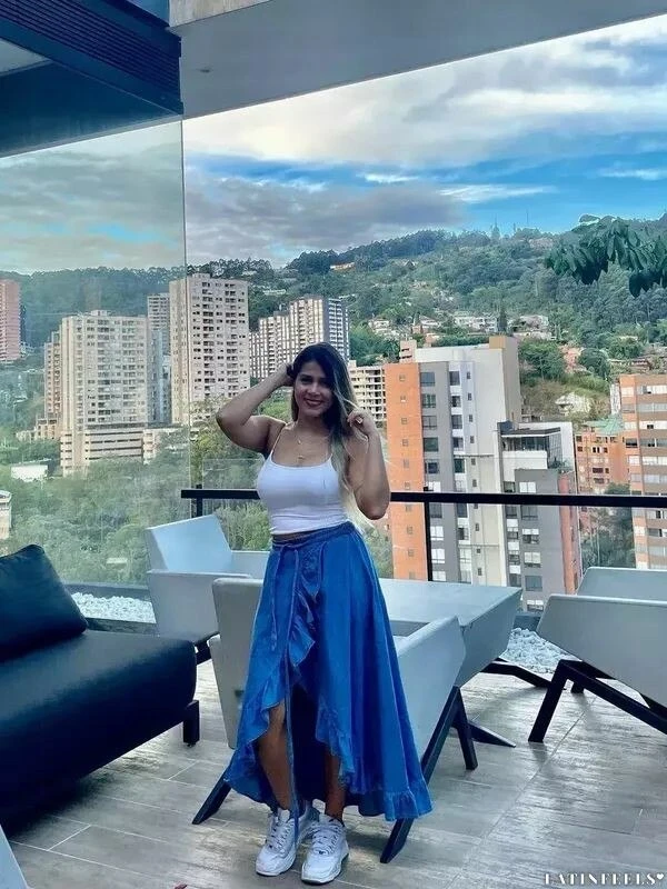 Yolima Profile image 3