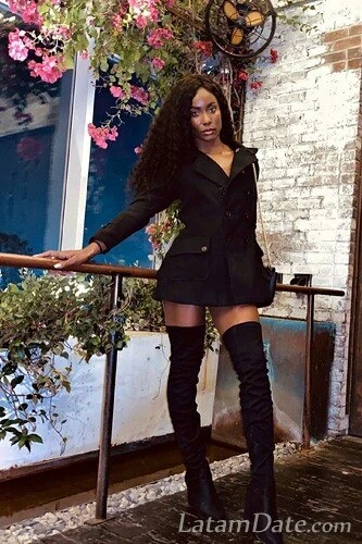 Daniela Profile image 1