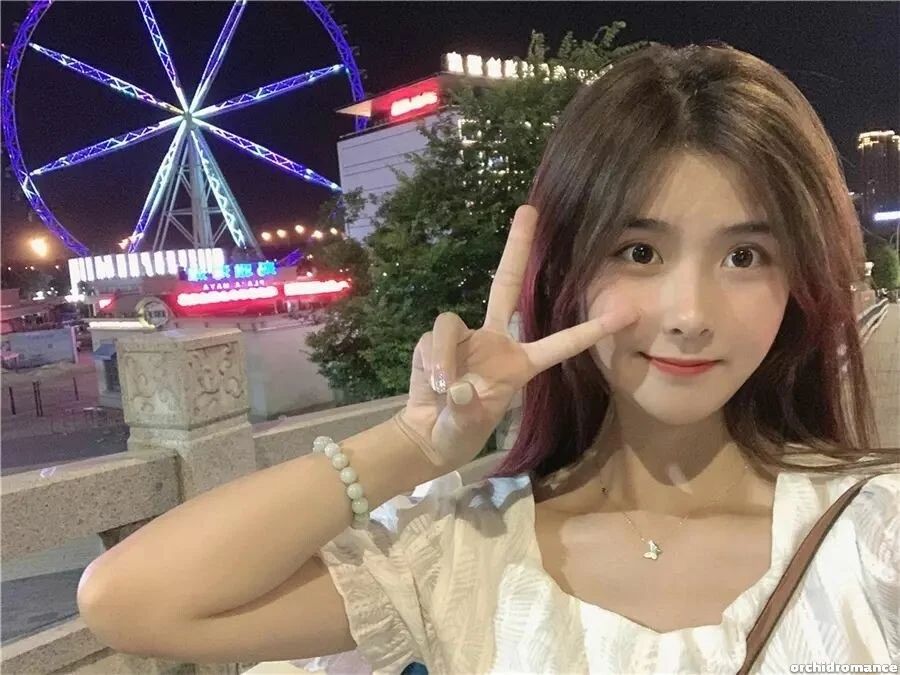 Xiaoting Profile image 3