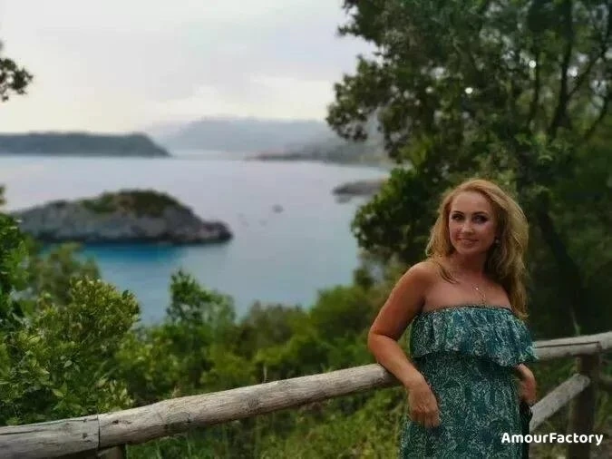 Svetlana Profile image 2