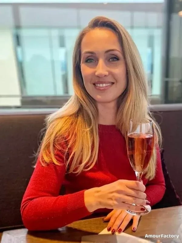 Svetlana Profile image 3