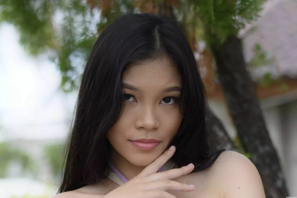 Tina Profile image 3