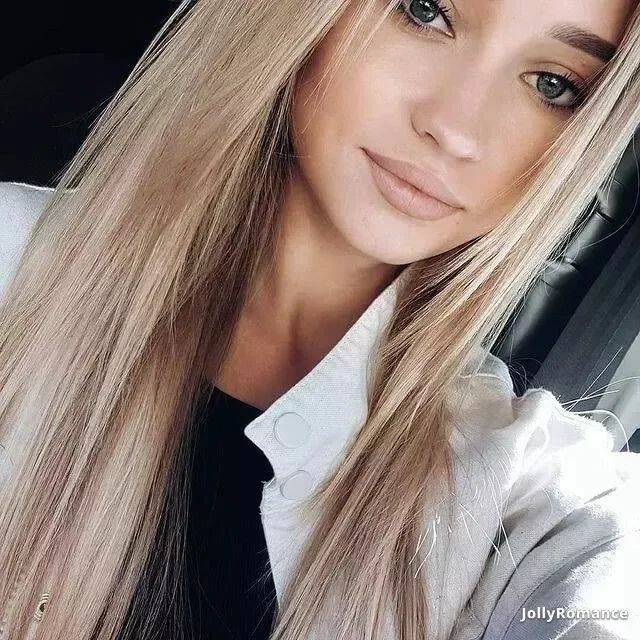 Valeria Profile image 3