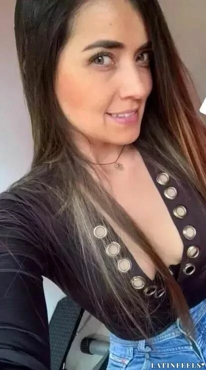 Estefany Profile image 2