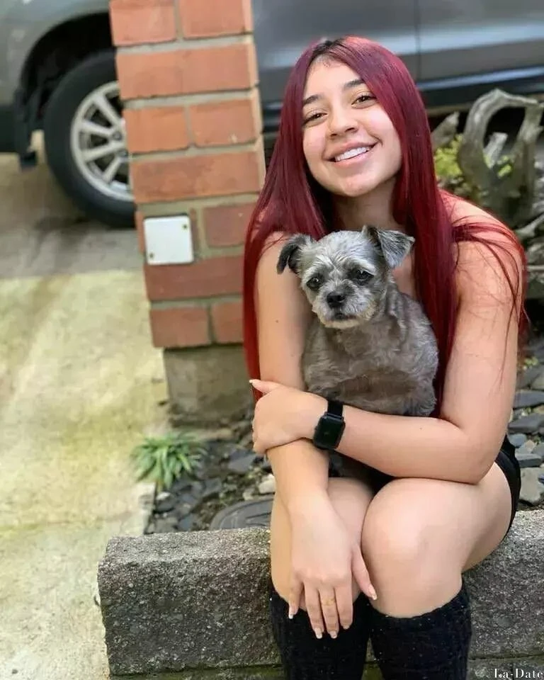 Pilar Profile image 1