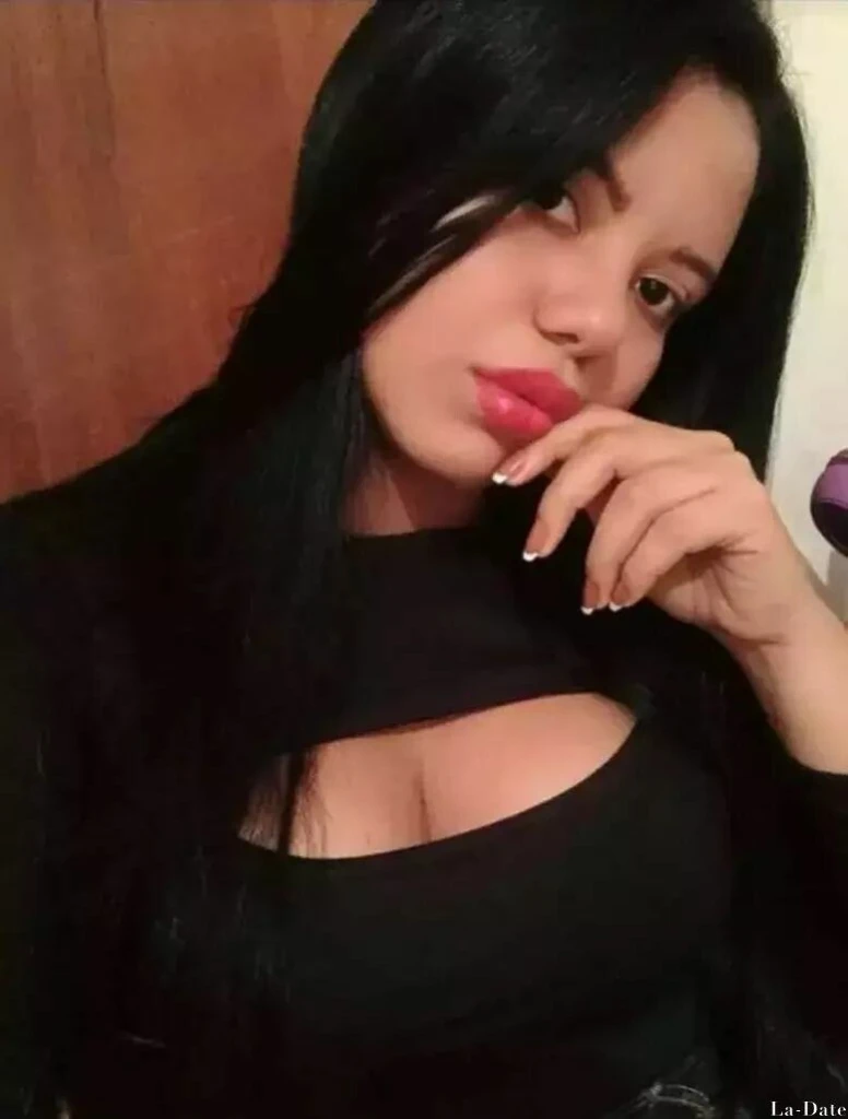 Carlina Yuliana Coromoto Profile image 5