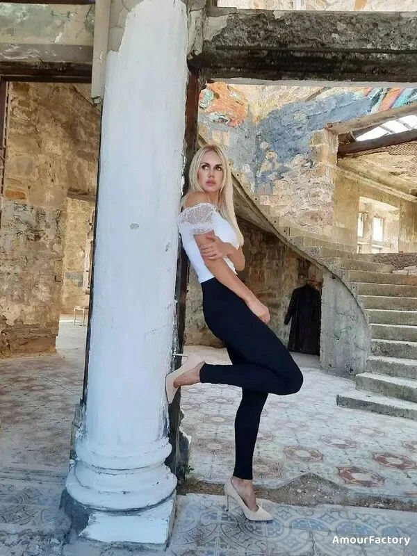 Alyona Profile image 4