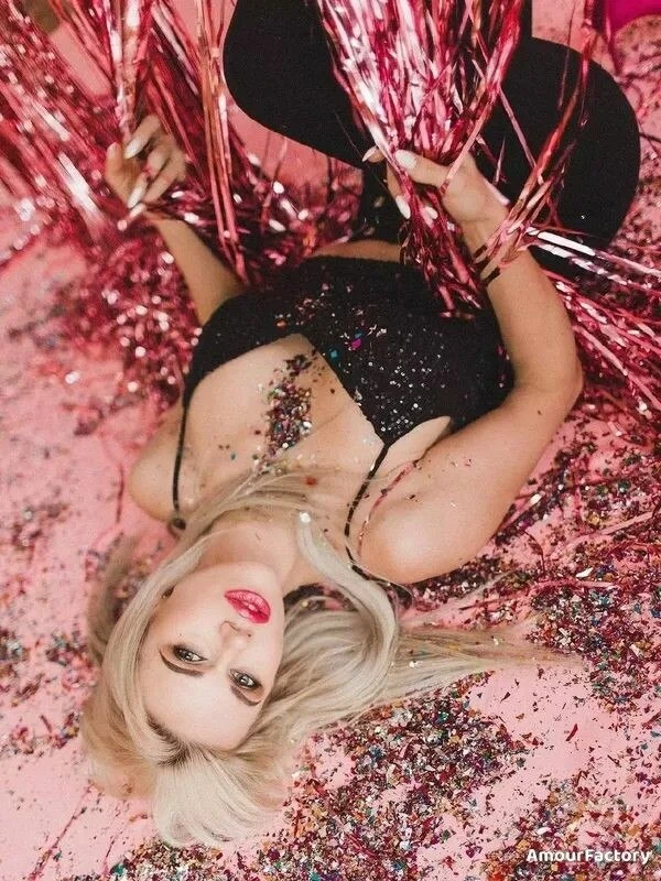 Alyona Profile image 3