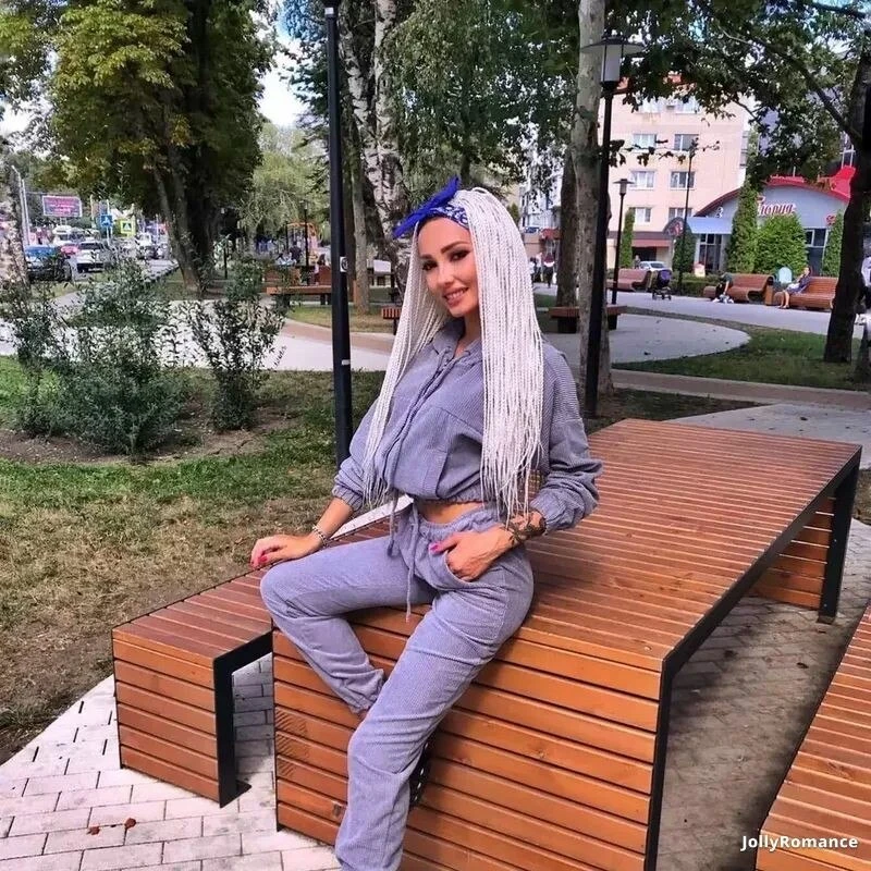 Aleksandra Profile image 1