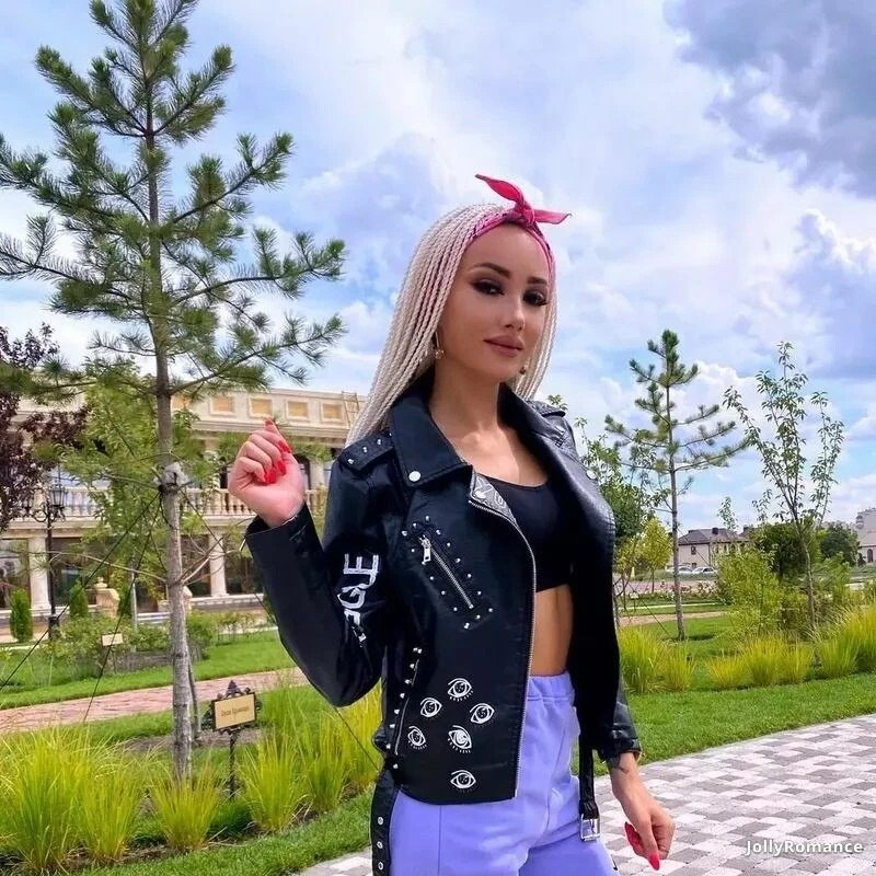 Aleksandra Profile image 4