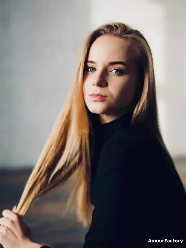 Victoria Profile image 4