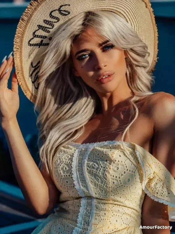 Arina Profile image 4