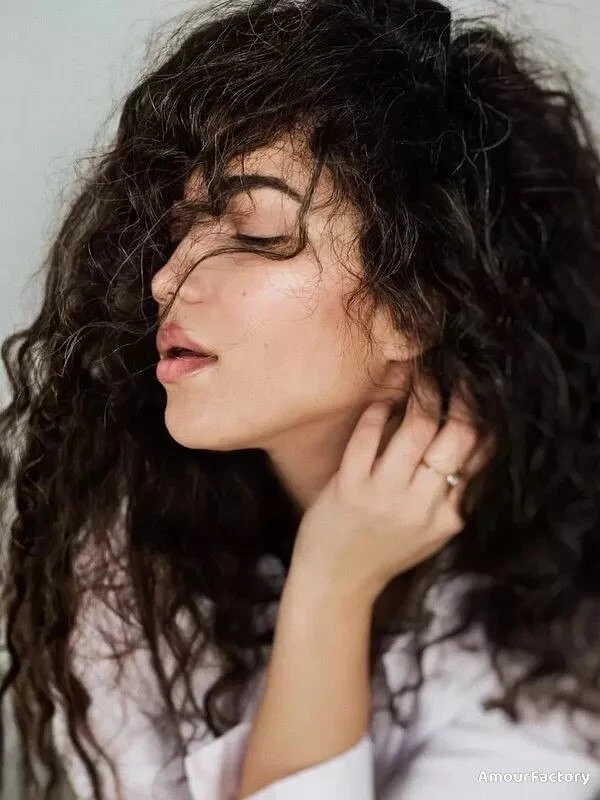 Olesya Profile image 4