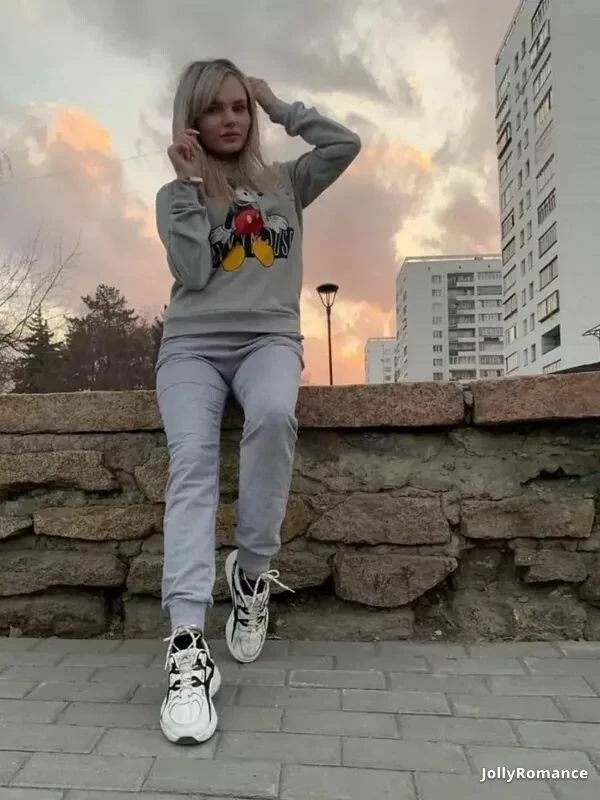 Irina Profile image 2