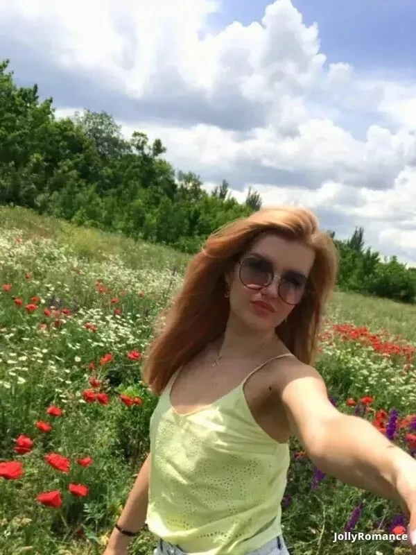 Maria Profile image 4