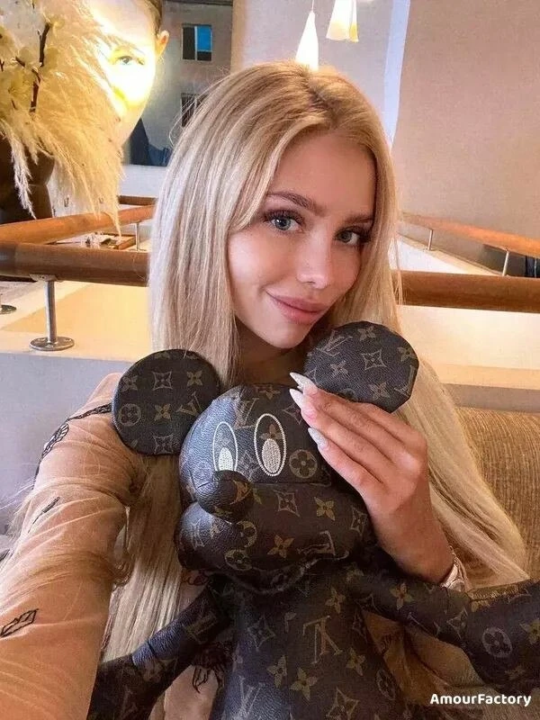 Sofia Profile image 2