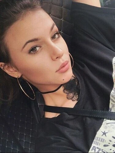 Angelina May Profile image 1