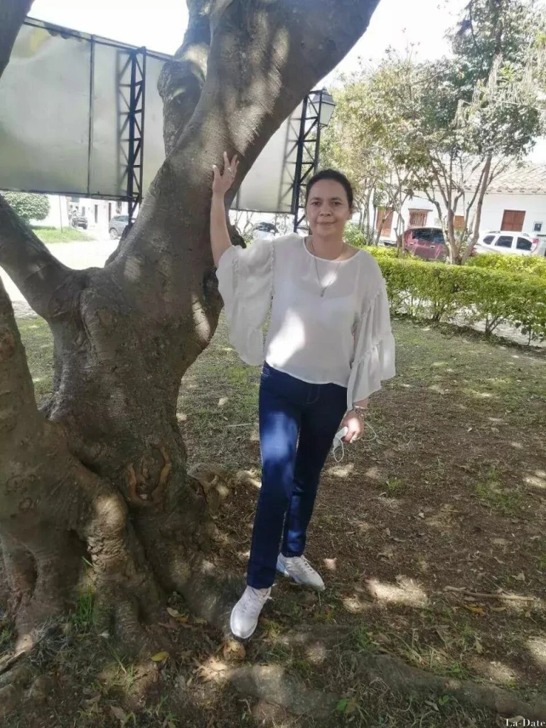 Catalina Profile image 3