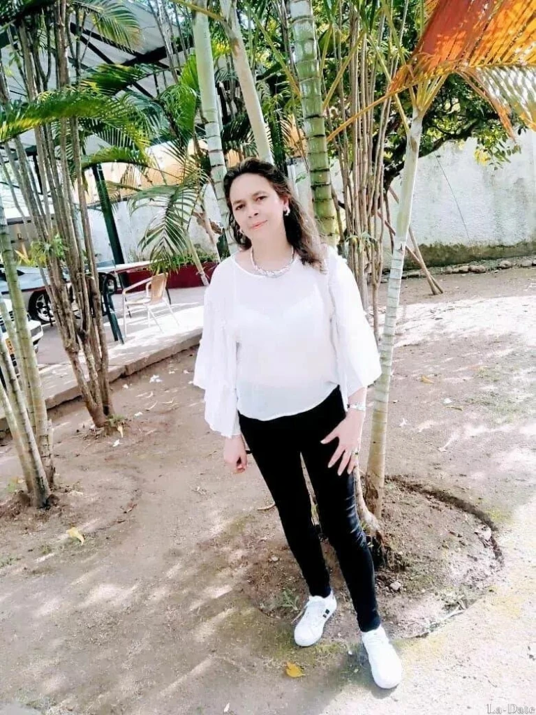 Catalina Profile image 1