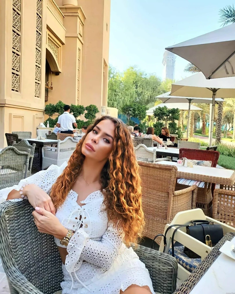 Karina Profile image 2