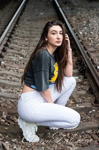 Vladislava Profile image 1