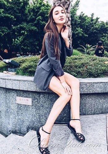 Vladislava Profile image 2