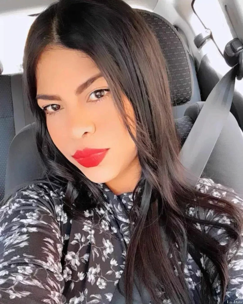 Valentina Profile image 4