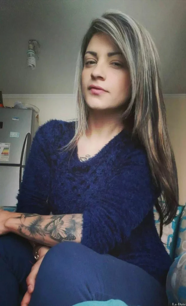 Jessenia Profile image 2