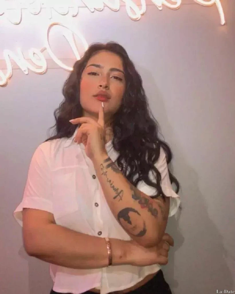 Elisa Profile image 4