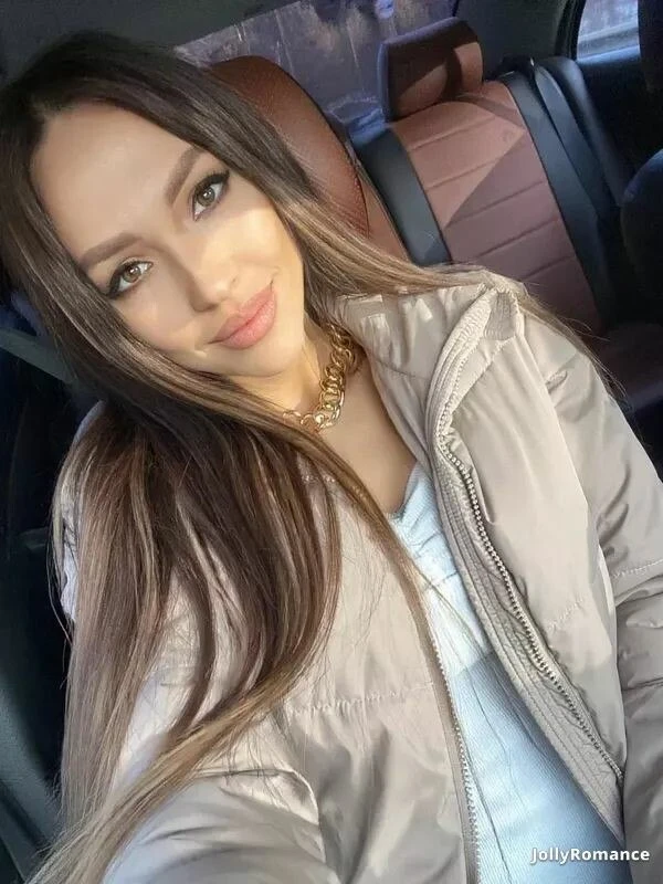 Mariya Profile image 3