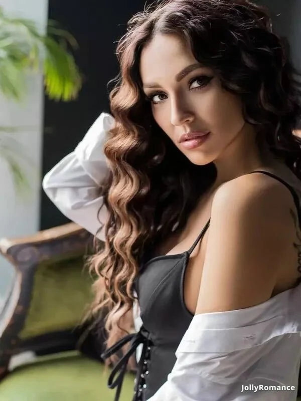 Mariya Profile image 4