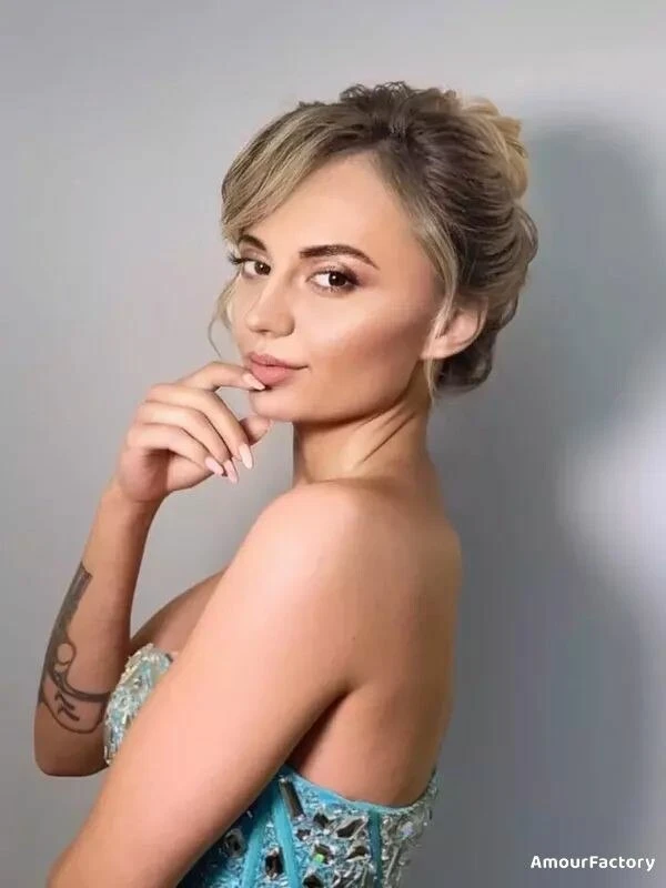 Ekaterina Profile image 2